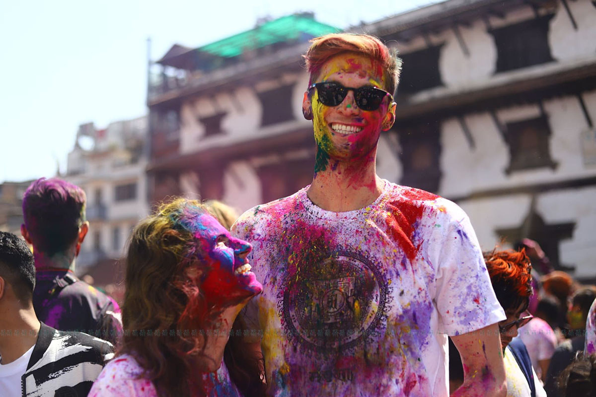 https://raracms.setopati.com/uploads/shares/2020/sujita/holi at basantapur/holi parba (1).jpg